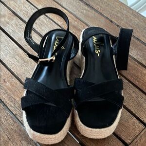 Lulus platform sandals espadrille wrap ankle strap size 6 faux suede black nwot